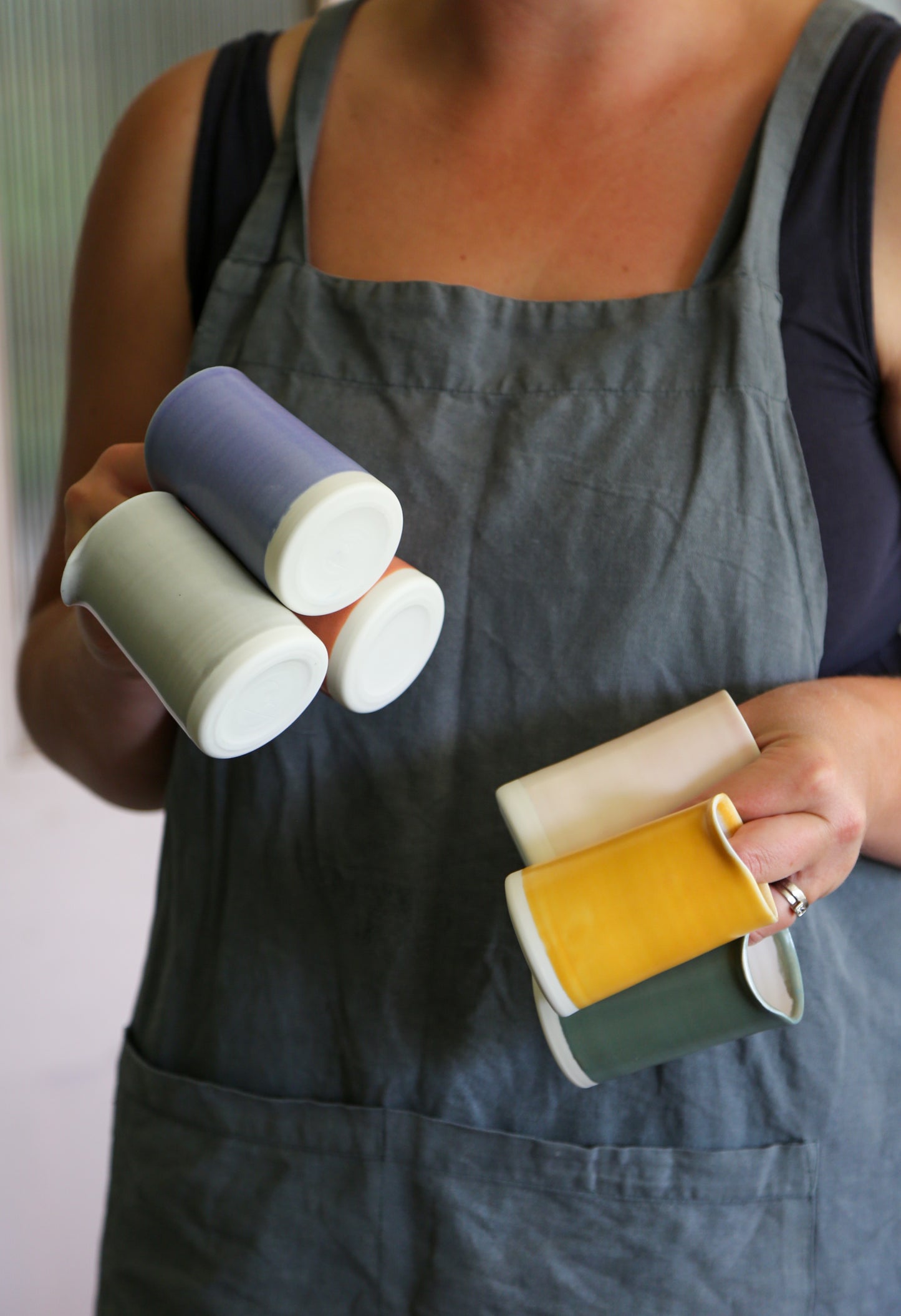 Grey Pourer
